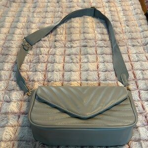 Ant Expedition Pretty Gray Cross body bag